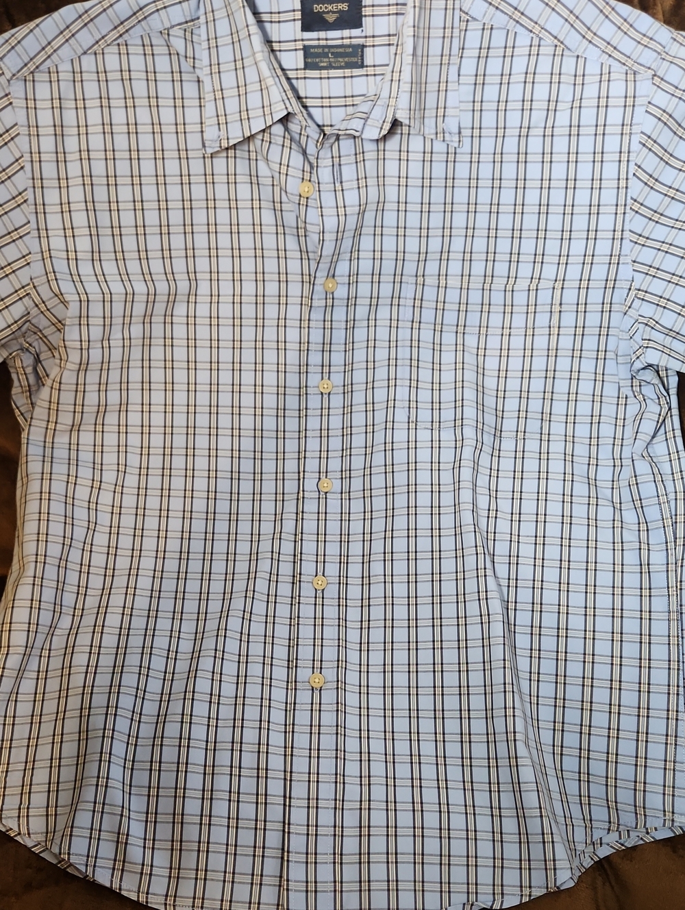 Dockers Men's Blue and White Plaid Button-Down Shirt Size L Wrinkle Free